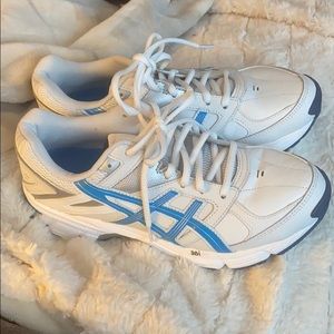 ASICS Women’s sneakers size 8.5